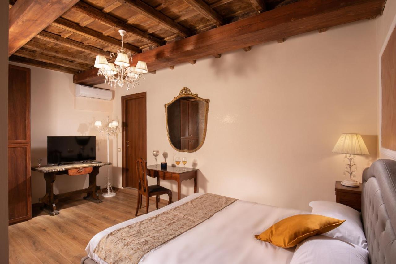 Residenza Nobile Laurina Hotel Rome Exterior photo